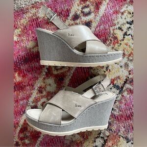 B.o.c born concept grey leather wedges
